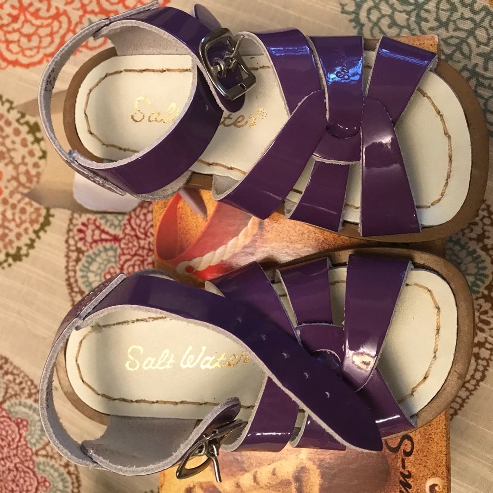 Patent purple toddler Salt Water sandals size 6